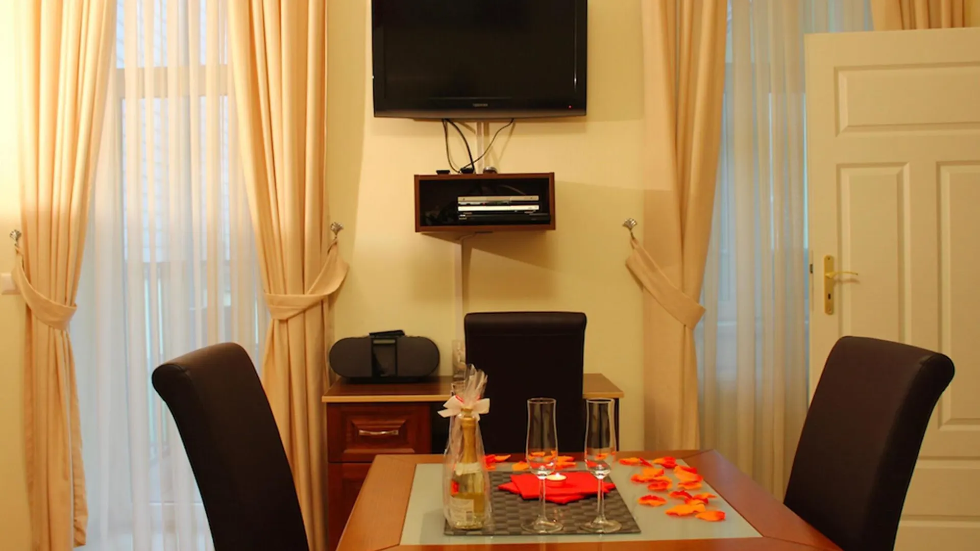 Gardeneden Apartments Vienna 0*,