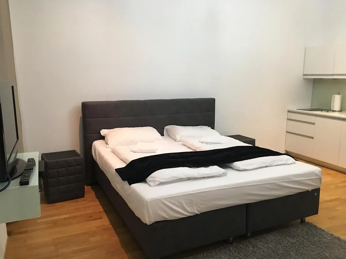Gardeneden Apartments Vienna 0*,