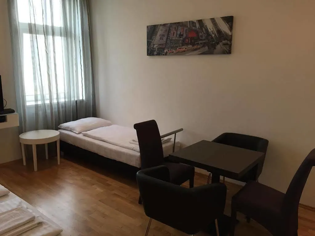 Gardeneden Apartments Vienna 0*,  Austria