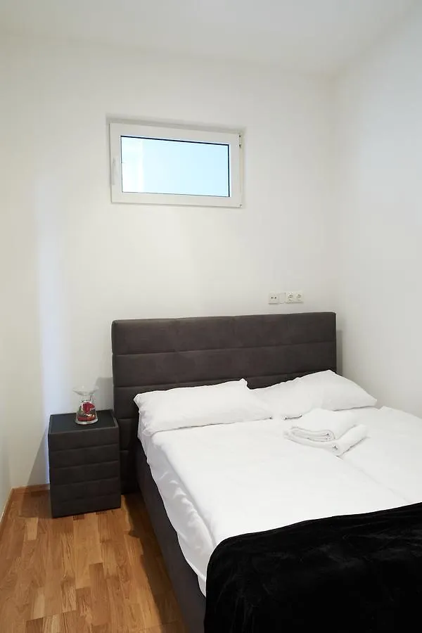 Gardeneden Apartments Vienna 0*,  Austria