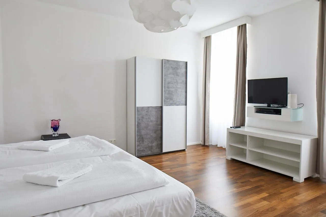 Gardeneden Apartments Vienna 0*,  Austria