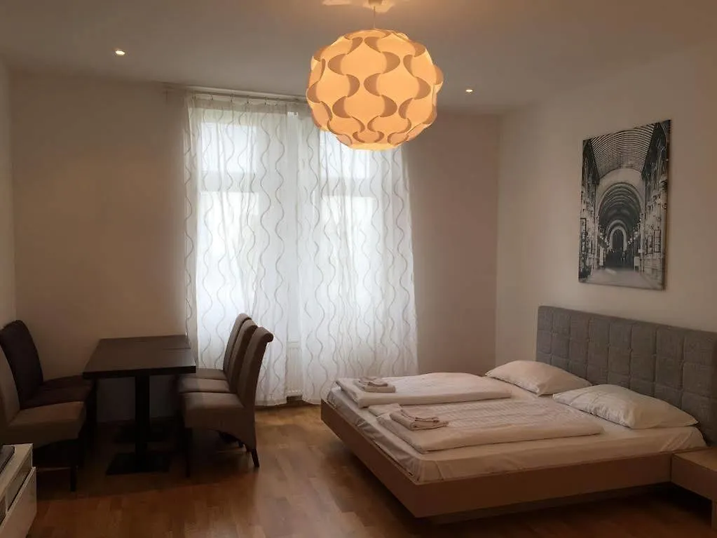 Gardeneden Apartments Vienna 0*,  Austria